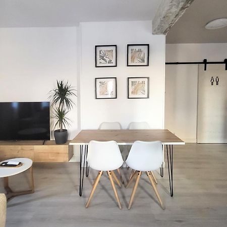 Apartamentos Crispin Candela 코렐라 외부 사진