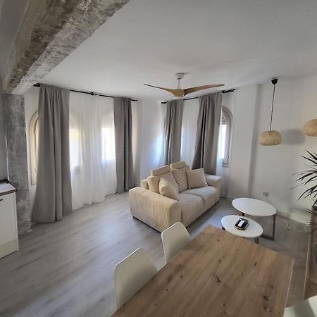 Apartamentos Crispin Candela 코렐라 외부 사진